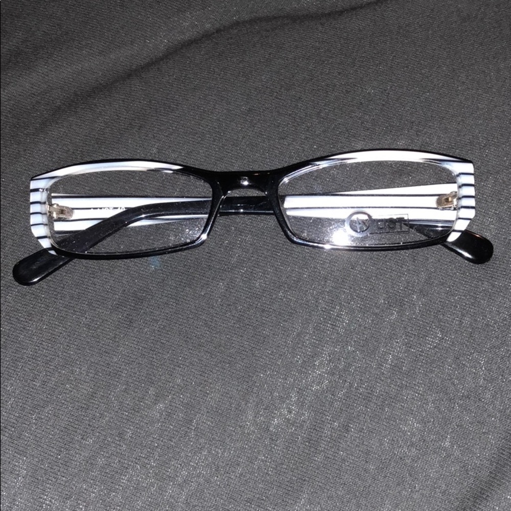 Brand new readers with no prescription